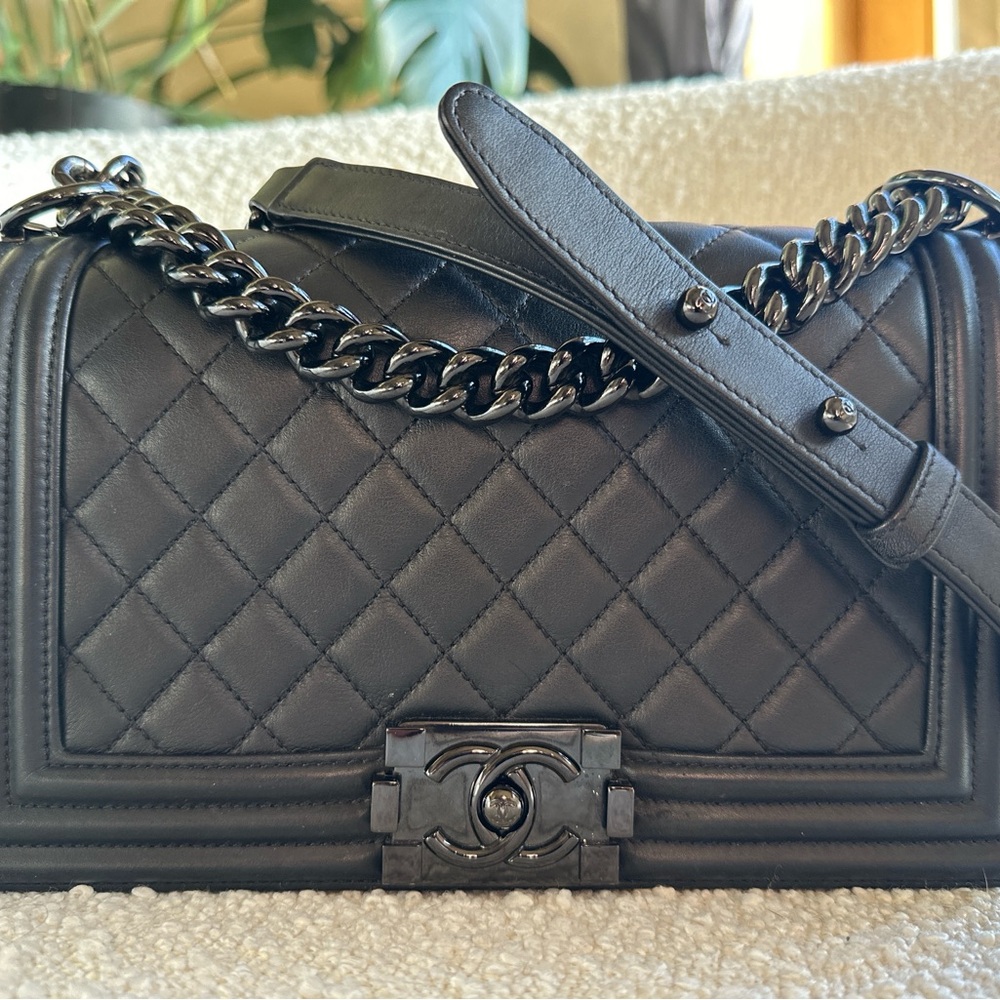 Chanel SO BLACK Quilted Medium Lambskin Boy Chain Shoulder Bag